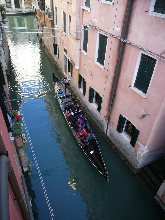 Ferienwohnung San Marco With Terrace And View Venedig Exterior foto