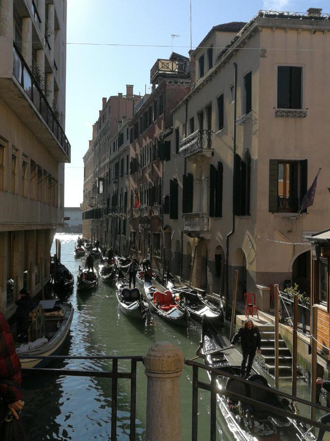 Ferienwohnung San Marco With Terrace And View Venedig Exterior foto